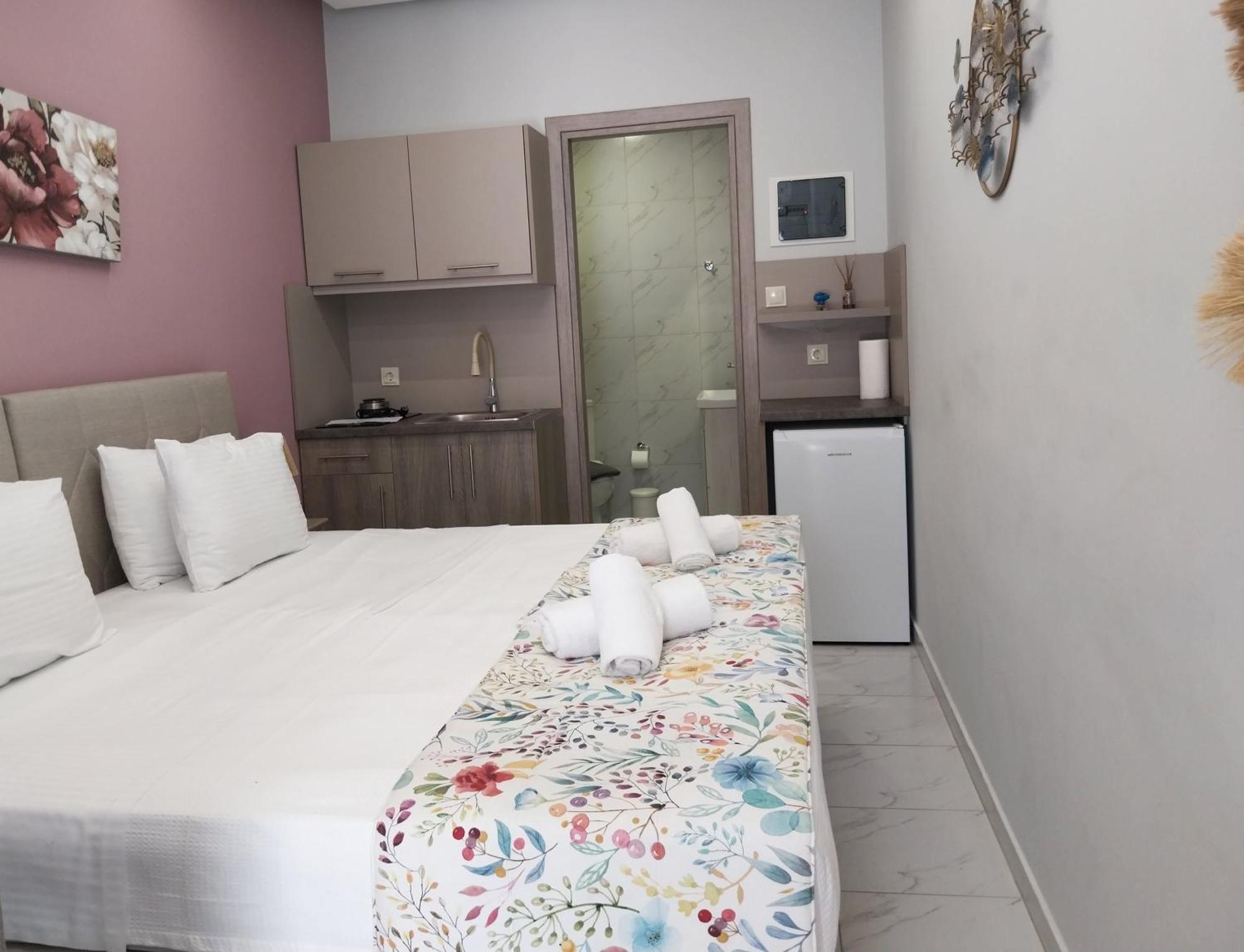 Studios Aigialos Peraía Habitación foto